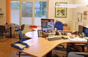Verwaltung_Buero_01_460x300px